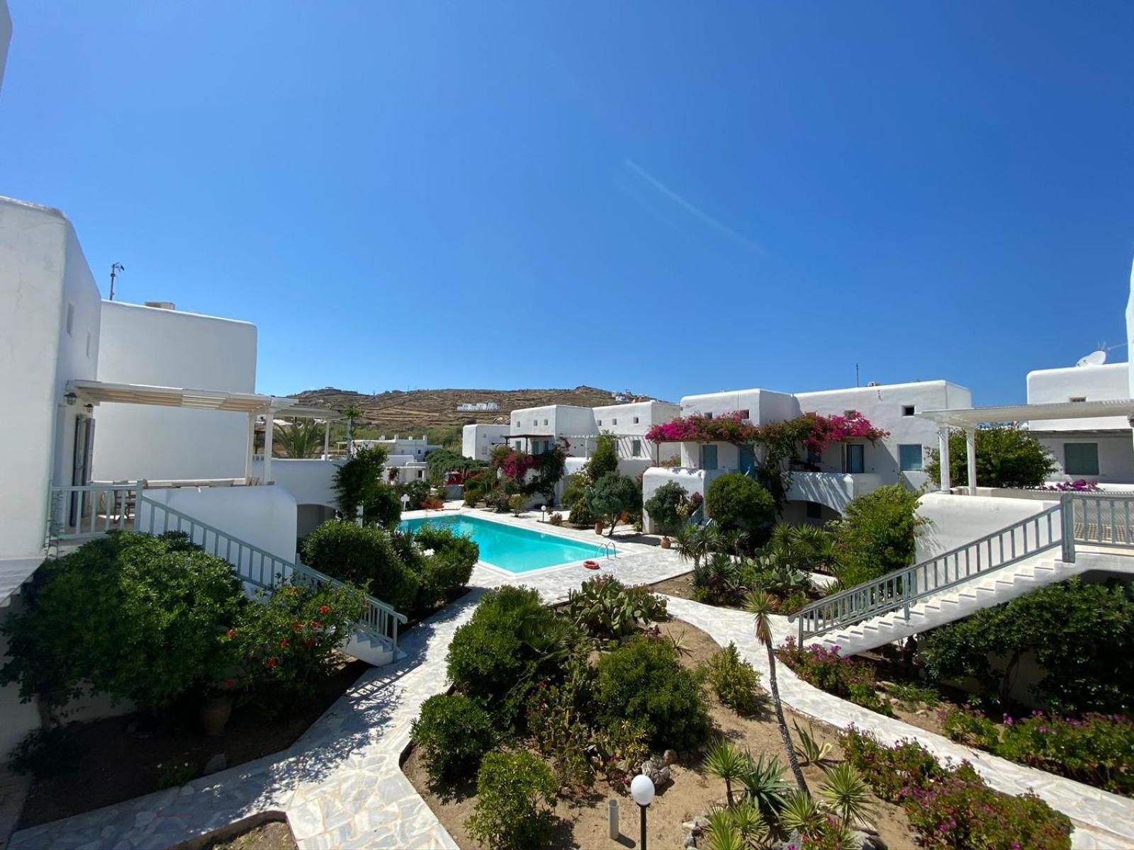 Mykonian Style W Shared Pool Houses & Nighttime Security Guard Ornos  Extérieur photo