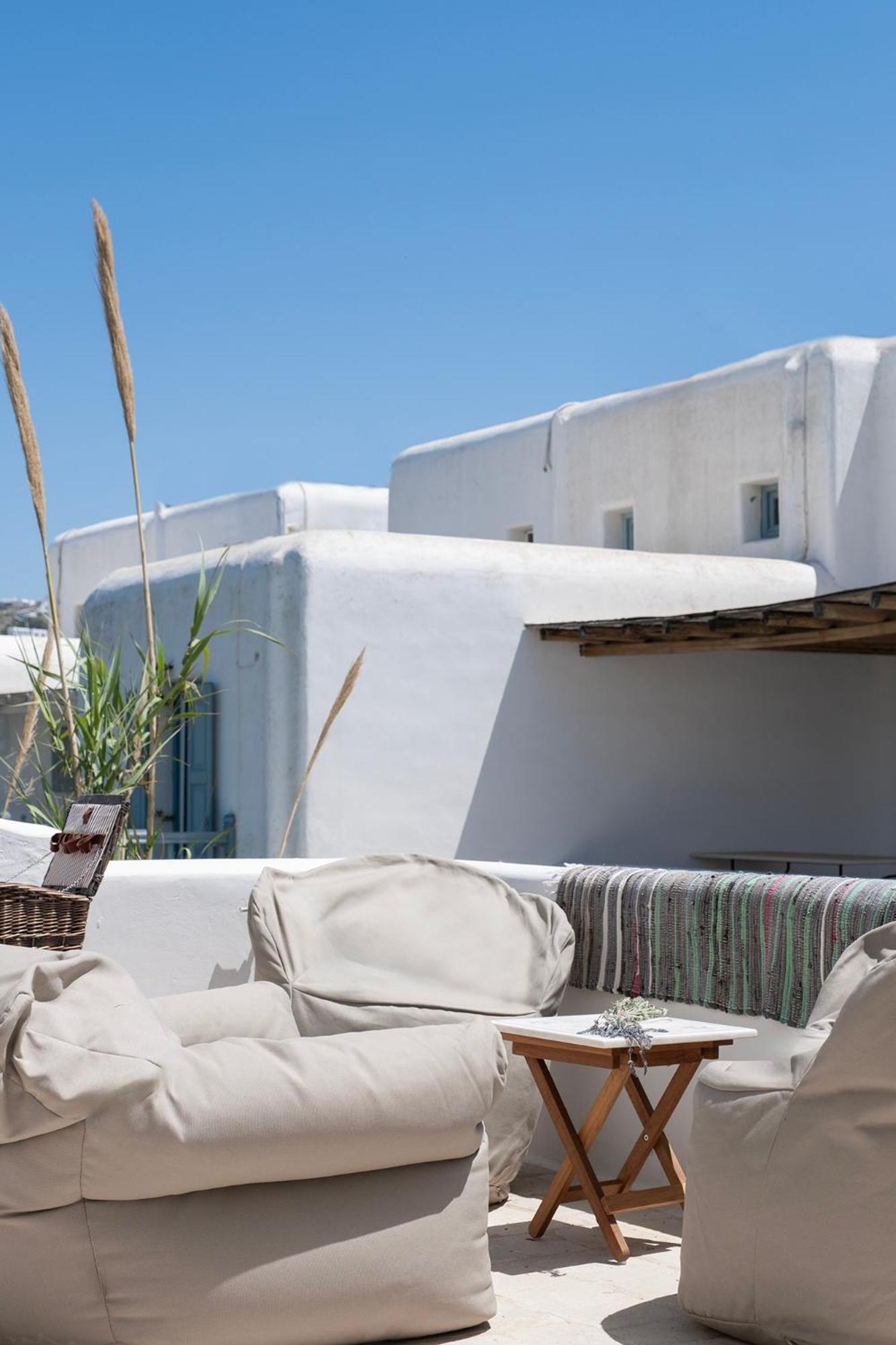 Mykonian Style W Shared Pool Houses & Nighttime Security Guard Ornos  Extérieur photo